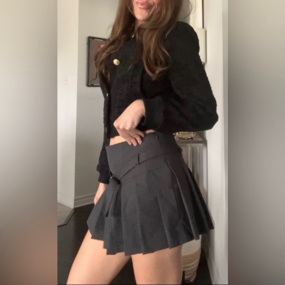 Zara gray plaid mini skirt/ skort